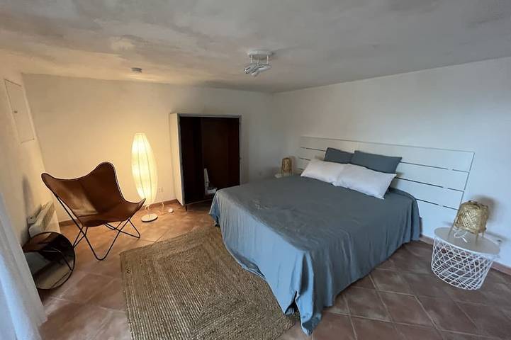 Maison belle vue,  face mer, plage confidentielle à 30 mètres in Pietrosella, Région d'Ajaccio