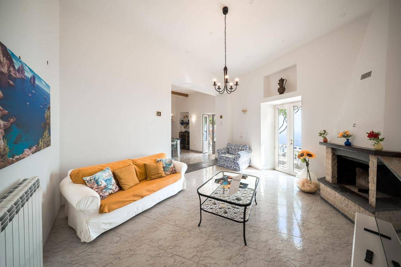 Villa Don Luigi in San Michele Salerno, Furore