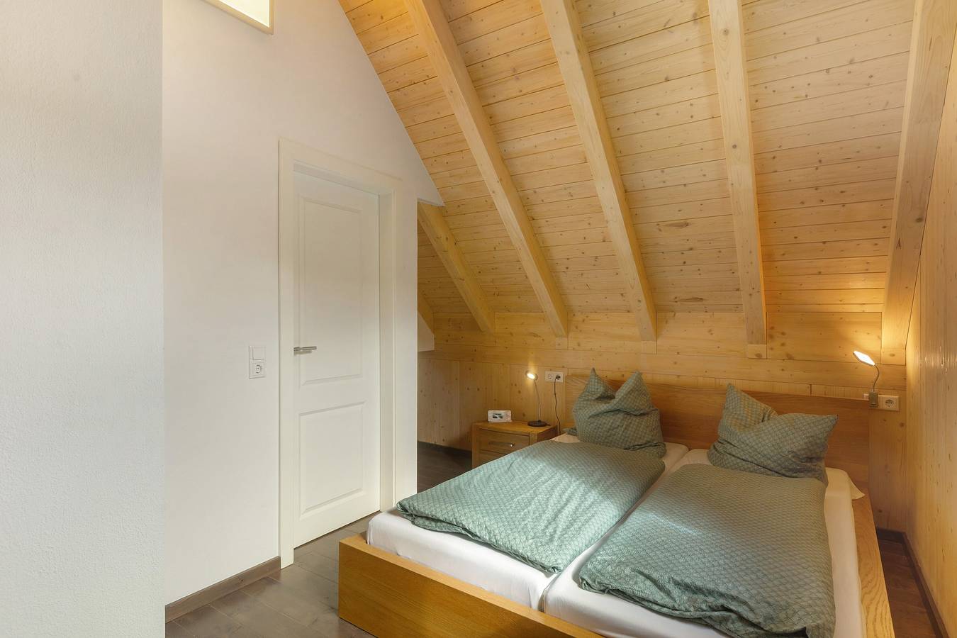 Ferienhaus 'Ferienhaus Alpenzauber' mit Bergblick, privater Terrasse und Wi-Fi in Lennestadt, Sauerland