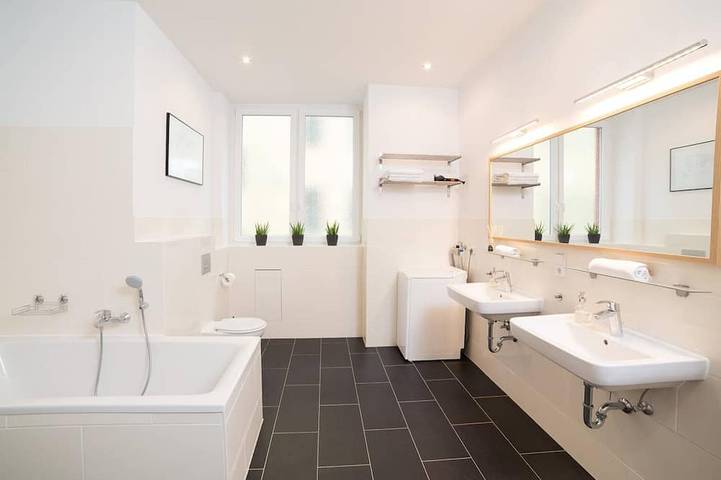 Ferienwohnung für 11 Personen, mit Balkon in Moabit Berlin - 4