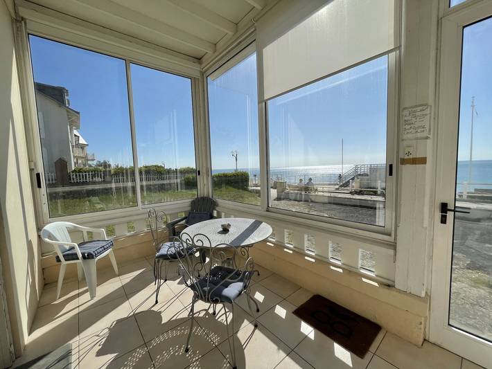 Ganze Wohnung, Duplex gemütlich, strandnah und zentral, Parkplatz, Wlan opcional in Jullouville, Côte de la Déroute