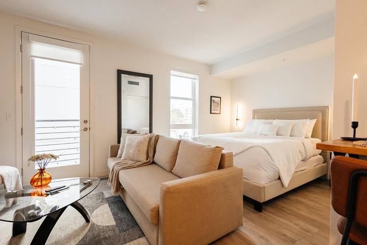 Vakantiewoning voor 3 personen, met uitzicht, met huisdier in Hollywood