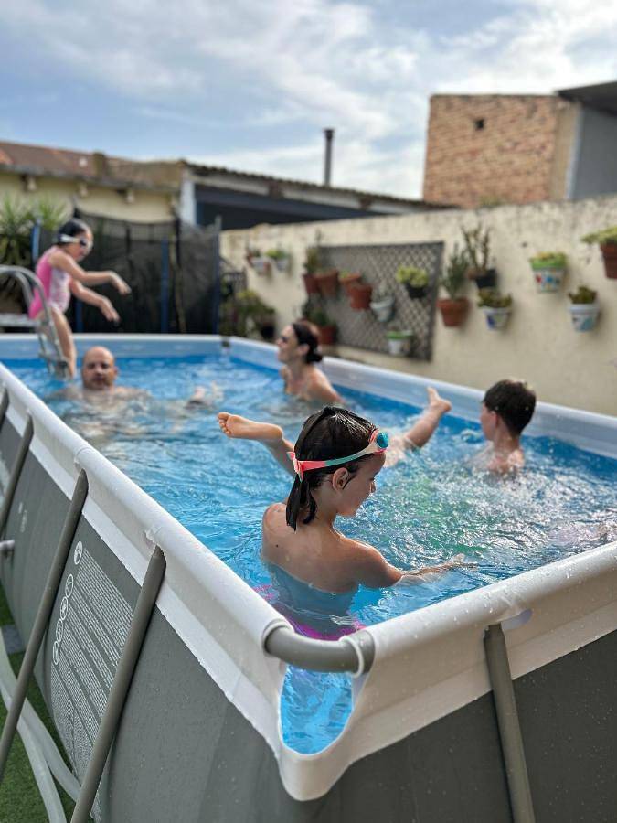 Location de vacances pour 11 personnes, avec jardin ainsi que piscine et vue à Arguedas - 3