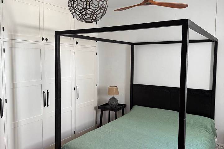 Casa Entre Lunas - Stylish Rustic Retreat in Historic Mountain Village in Olvera, Pueblos Blancos