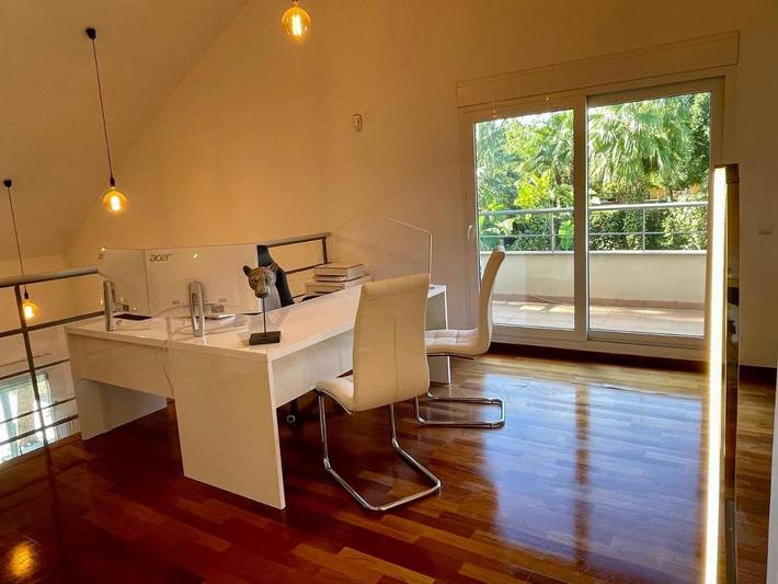 Villa pour 12 personnes, avec jardin ainsi que piscine et vue à Alicante - 2