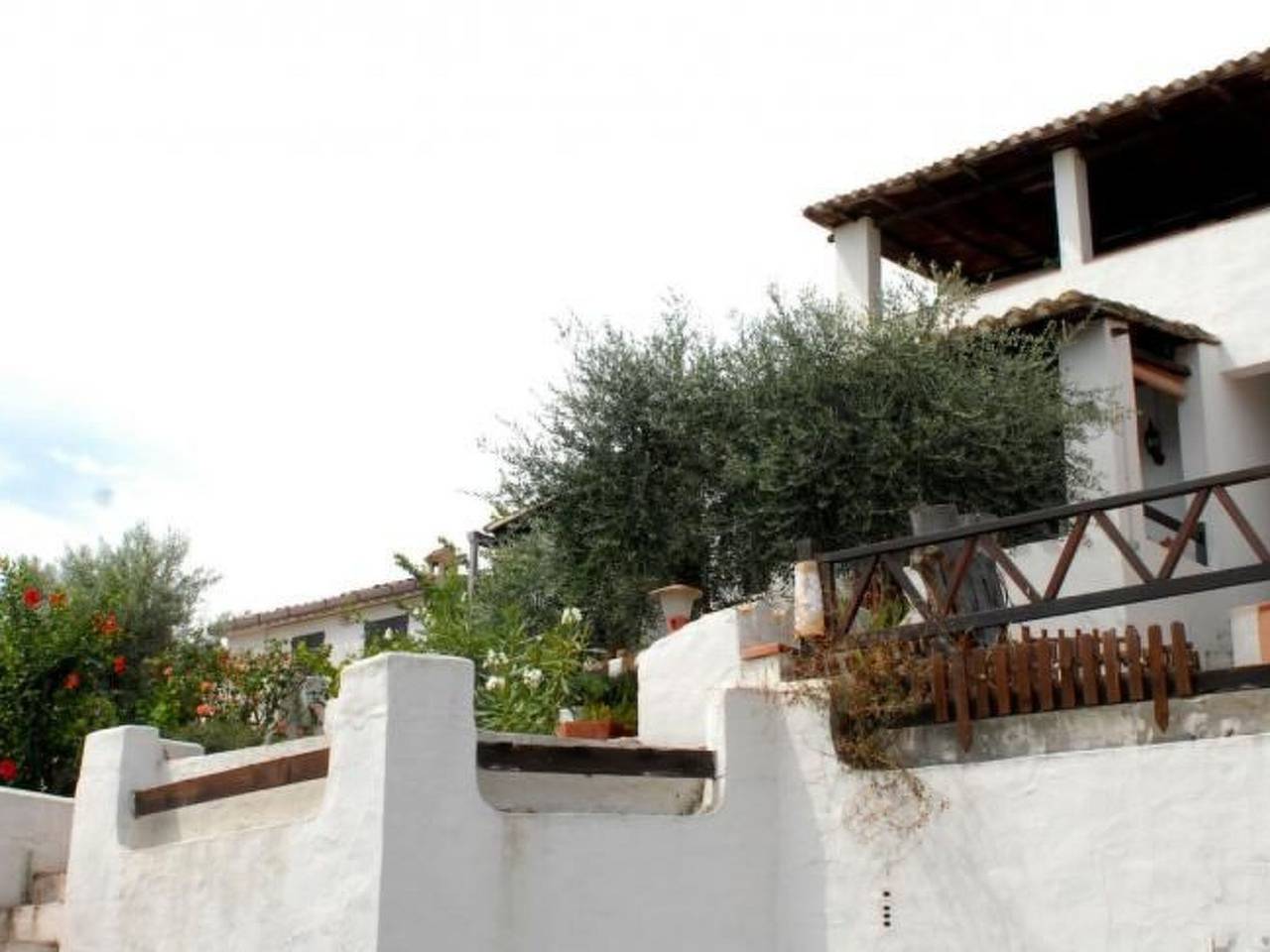 Ganze Wohnung, Arcaidu Apartment mit bezaubernder Aussicht in Porto Columbu, Sarroch