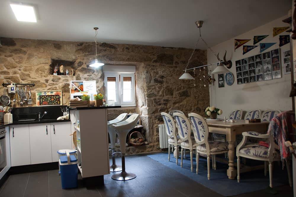 Singular stone house with sea views in Fisterra, Costa da Morte