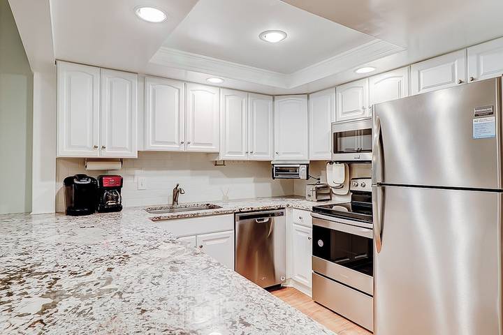 Vacation apartment for 7 people, with balcony - 1