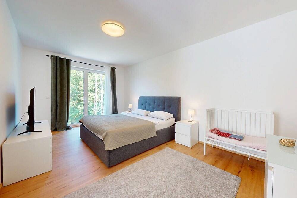 Modernen, großzügiges Haus mit 5 Sz, 3 Bz, Terrasse, Garten und Klimatisierung in Kindsbach, Saar-Nahe-Bergland
