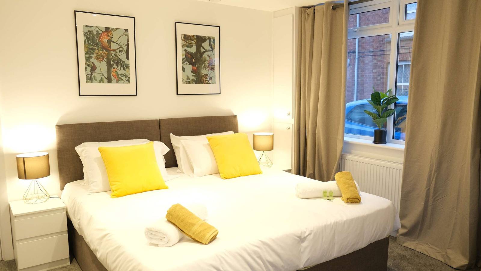 Ganze Wohnung, Lovely 2 Bed Apartment w Garden near Northampton in Earls Barton, Northamptonshire