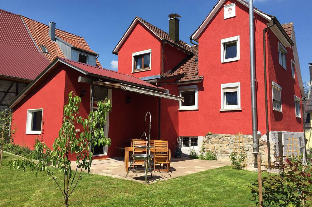 Gemütliches Bauernhaus stadtnah zu Tübingen und Reutlingen in Kusterdingen, Neckar-Alb