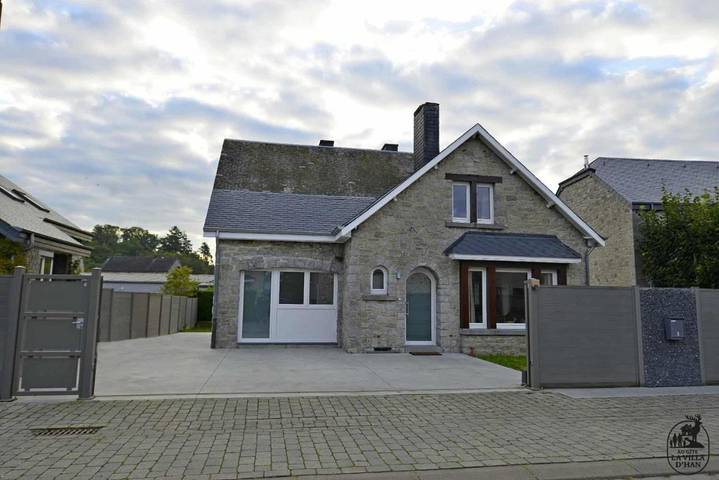 Location de vacances pour 8 personnes, avec jacuzzi et jardin dans Han-sur-Lesse - 2