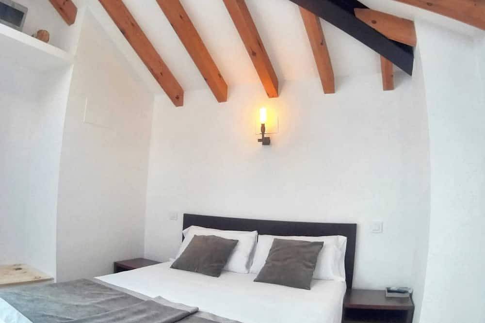 Homerez - Maison à Otañes, vue montagne in Castro-Urdiales, Côte Cantabrienne