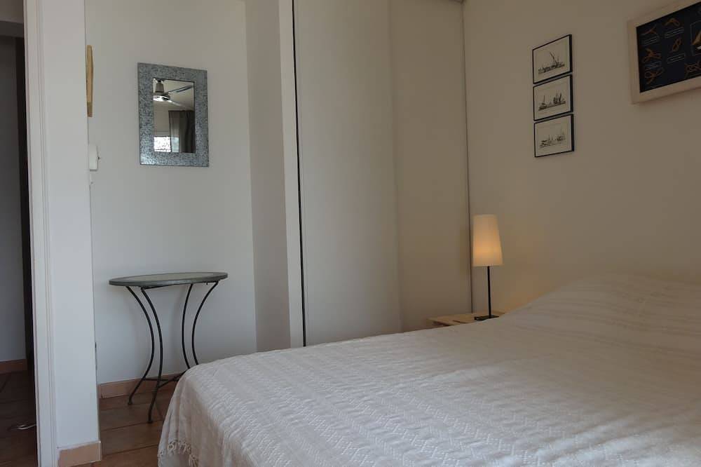 Villas Valinco Capicciolo  14 pers - Vue Mer - Piscine  Proche Propriano in Cappiciolo, Olmeto