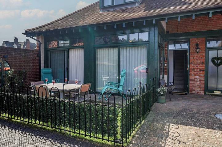 Holiday rental for 4 people, with garden in Felixstowe