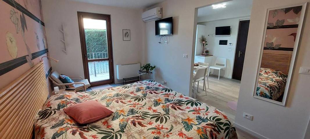 Chambre d’hôte pour 3 personnes, avec vue et jardin - 1