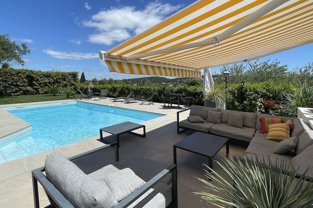Villa 8 pers, garden, swimming pool, magnificent view, calm, in Saint-Gély-du-Fesc, Montpellier region