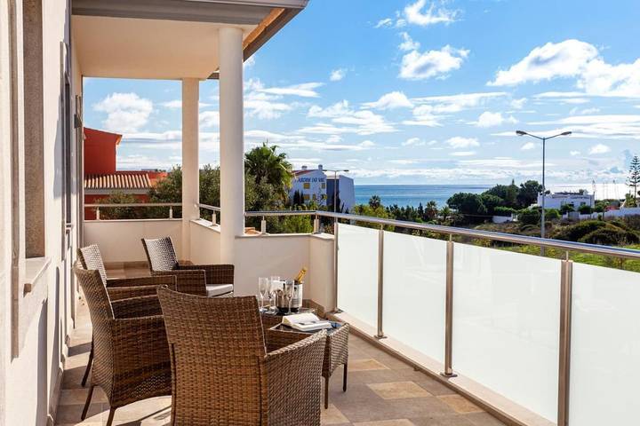 Villa pour 8 personnes, avec vue ainsi que jardin et piscine à Portimão - 3