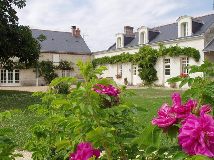Maison d’hôte pour 3 personnes, avec Terrasse et Jardin ainsi que Piscine et Vue à Saumur
