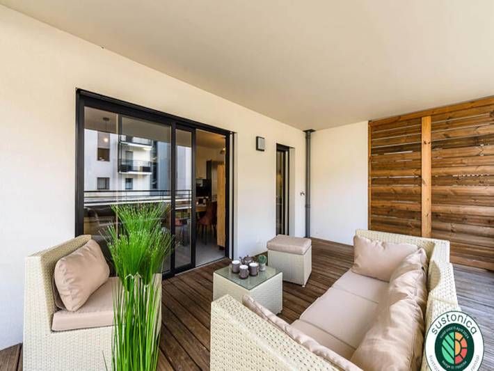 Gîte pour 6 personnes, avec terrasse dans Office De Tourisme De Saint Jorioz