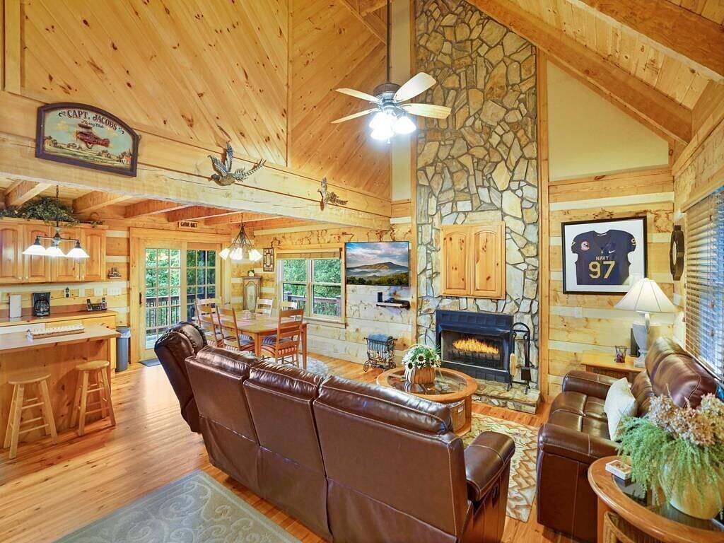 La Casita / Blockhaus / Großartige Aussicht, in der Nähe von Attraktionen des Hochlandes - 10% Last-Minute-Rabatt - Rabatt im Online-Angebot enthalten in Blue Ridge Parkway, Seven Devils