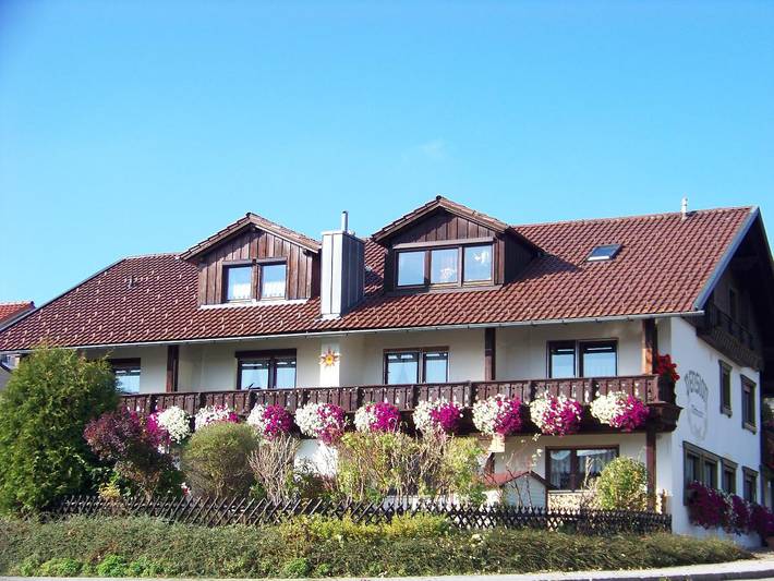 Pension pour 2 personnes, avec Balcon ainsi que Balcon/Terrasse et Terrasse à Zwiesel