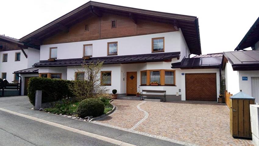 Ferienhaus für 8 Personen, mit Garten und Ausblick, mit Haustier