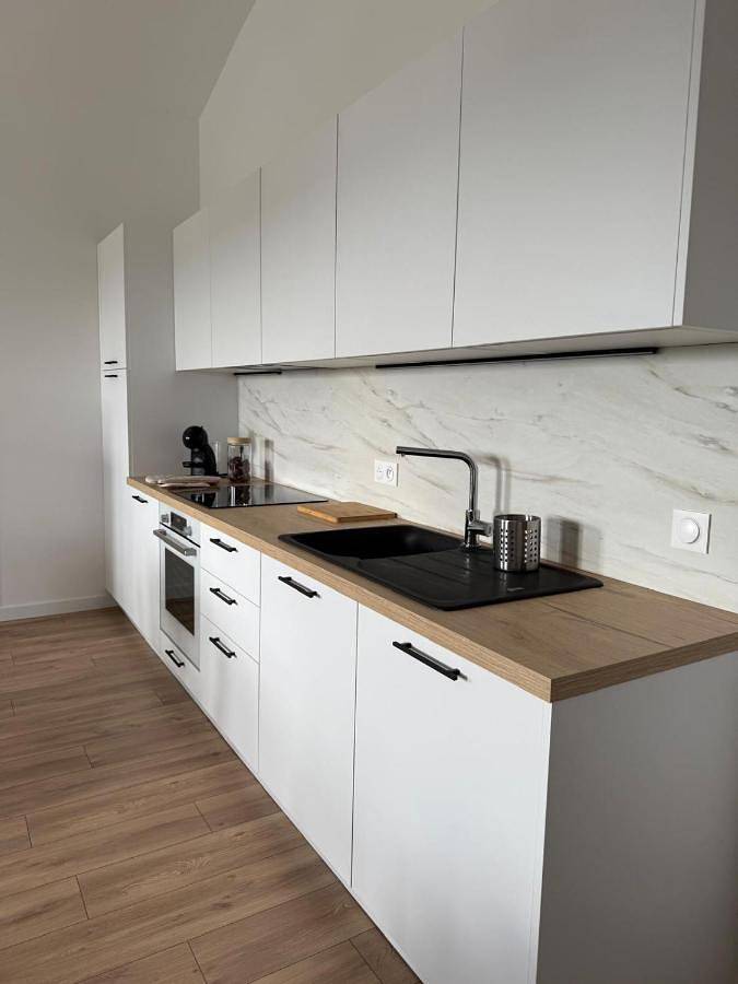 Appartement entier, Ô Vignes & Bastides " L'échappée Lapébie ", appartement cosy in Sauveterre-de-Guyenne, Région de Langon