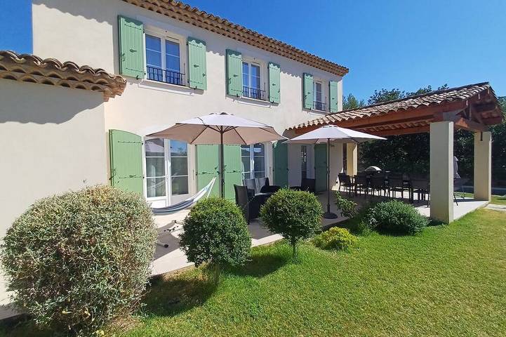 La Bastide Saint Roch - Modern and spacious in a quiet location with a pool in La Tour-d'Aigues, Parc naturel régional du Luberon