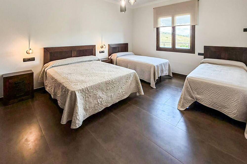 Amazing home in La Celada in Iznájar, Sierras Subbéticas