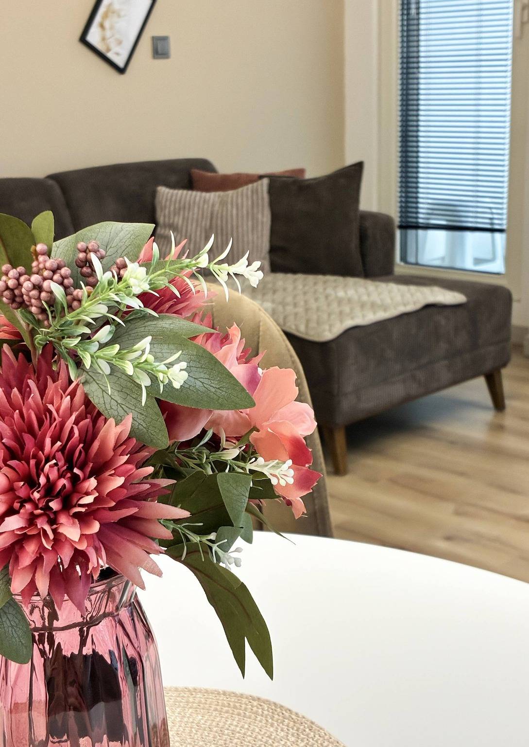 Ganze Wohnung, Luxus-Wohnung im 19. Stock mit Pool, Spa und Parkplatz in Skopje, Nordmazedonien