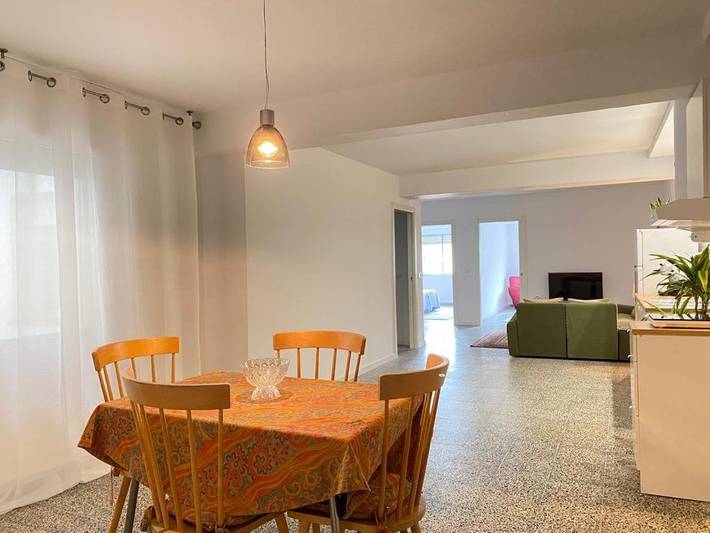 Apartamento de vacaciones para 8 personas, con vistas y terraza, Familias con niños - 1
