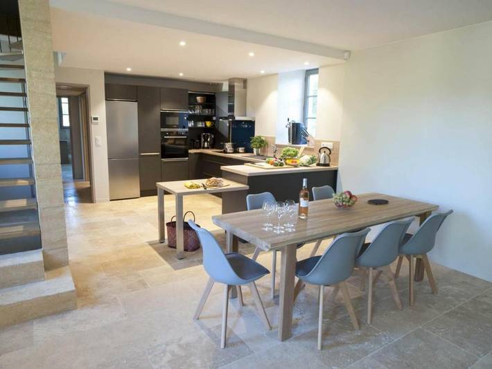 Location de vacances pour 6 personnes, avec jardin ainsi que piscine et terrasse à La Cassagne - 2