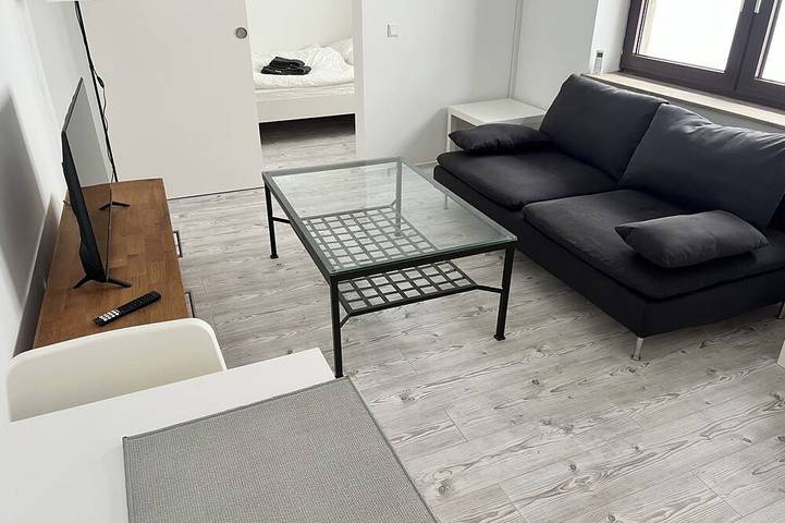 Ganze Wohnung, Krefeld ruhiges Apartment in der 2. Etage. Mit Klimaanlage in Krefeld, Niederrhein