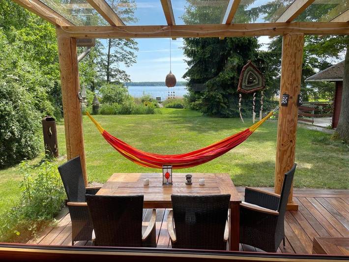 Ferienhaus für 6 Personen, mit Terrasse und Garten sowie Pool und Seeblick in Wandlitz