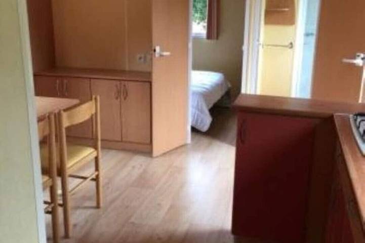 Location de vacances pour 5 personnes, avec piscine et jardin ainsi que terrasse et jacuzzi à Sainte-Gemme-la-Plaine - 3