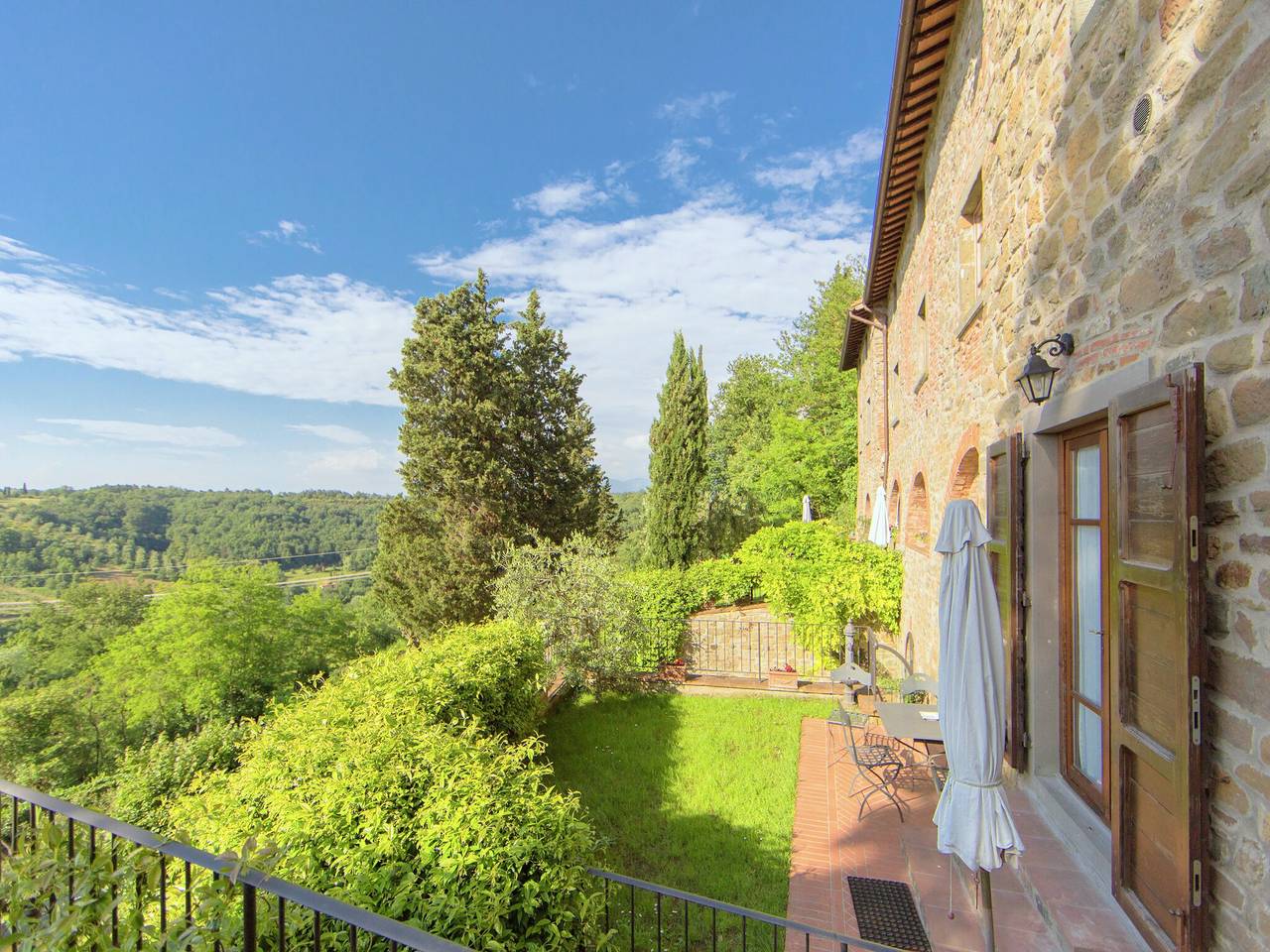 Wohnung in der Toskana mit Pool & Garten in Figline e Incisa Valdarno, Chianti