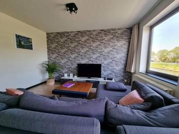 Gîte pour 3 personnes, avec terrasse et vue à Furnes