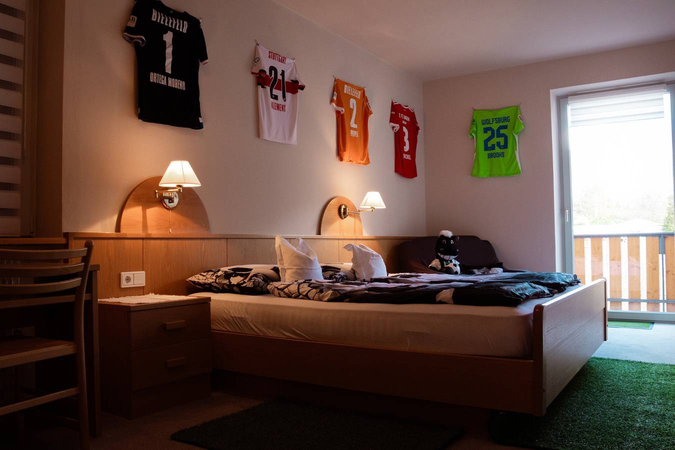 Zimmer 'Garni Unterweggütl Fußballzimmer' mit Bergblick, Gemeinschaftspool und Wlan in Naturns, Texelgruppe