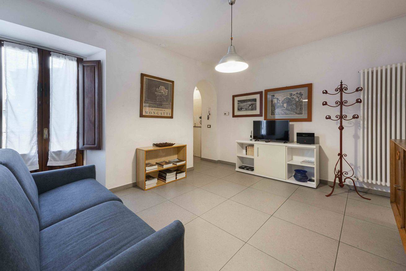 Entire apartment, Libertà 3 bedrooms By Mmega in Florence, Florence Province