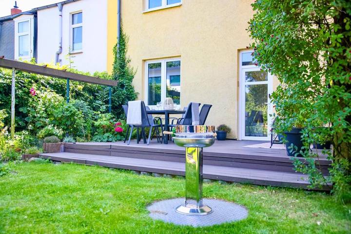 Ferienwohnung für 6 Personen, mit Terrasse und Garten in Gehlsdorf - 2