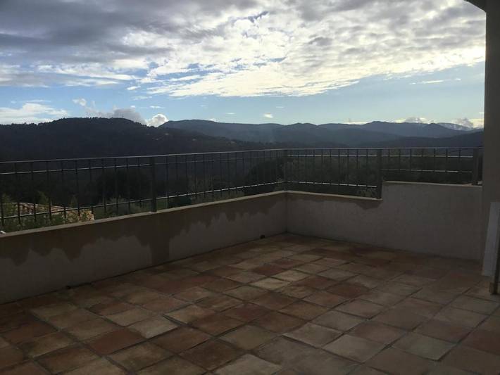 Chambre d’hôte pour 2 personnes, avec vue ainsi que piscine et jardin à La Garde-Freinet - 4