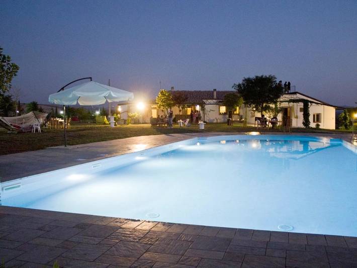 Stanza per 2 persone, con Terrazza e Giardino nonché Piscina in Basilicata