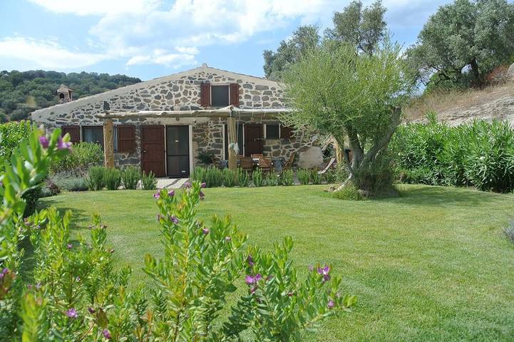 Casa vacanza per 6 persone, con giardino e terrazza - 1