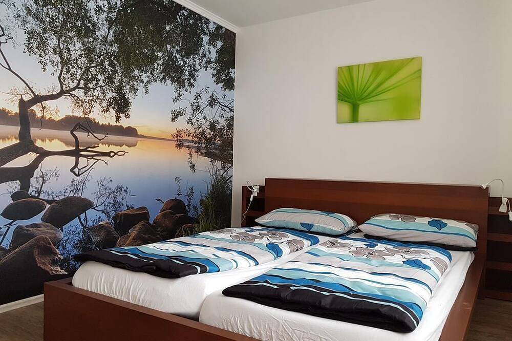 Ganze Wohnung, 4-Bett-Ferienwohnung Johann - Eifelhaus Franziska in Schutz, Vulkaneifel