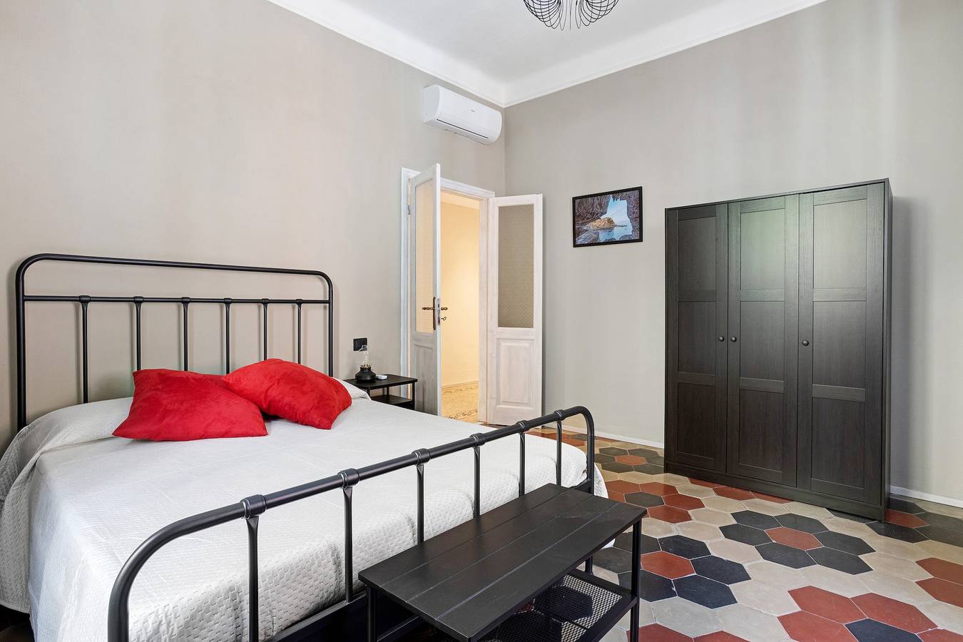 Appartement entier, Appartement 'Licia' avec balcon, Wi-Fi et climatisation in La Spezia (Ville), La Spezia