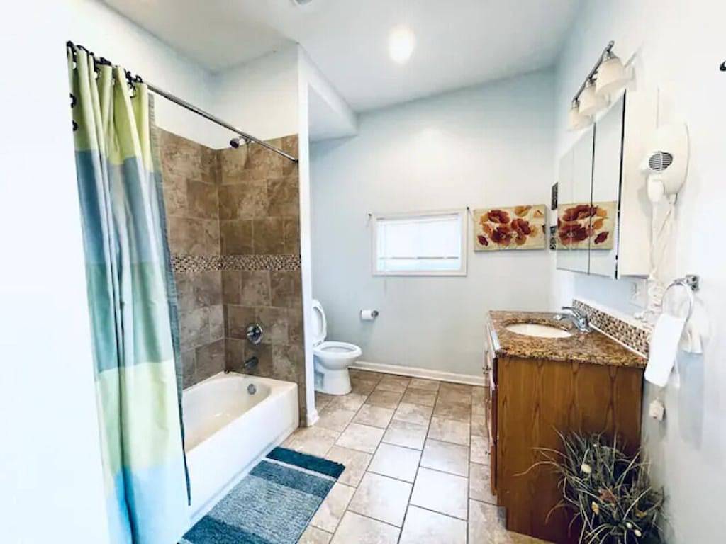 Ganze Wohnung, Geräumige Wohnung w. Blick auf die Stadt Dachterrasse in Passyunk Sq in Philadelphia, Philadelphia County