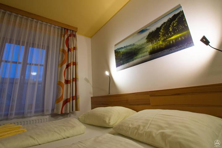 Dreibettzimmer Nr. 119, Dusche, Wc in Murau, Murau (Kreischberg)