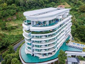 Gîte pour 3 personnes, avec piscine ainsi que jardin et terrasse à Karon Beach