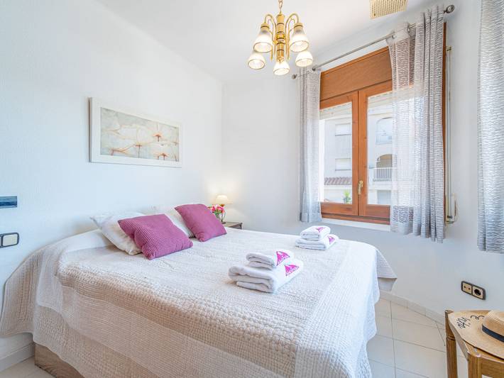 Casa rural para 6 personas, con Balcón además de Terraza y Vistas al lago en Vilasacra - 4